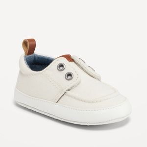 Old Navy White Slip-on Sneakers Baby Size 3-6 months NWOT